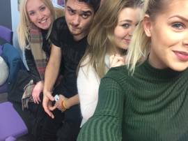 Selfie group.jpg Selfie group.jpg